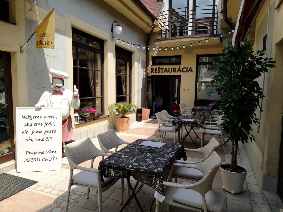 Hotel Barbakan Trnava Exterior foto