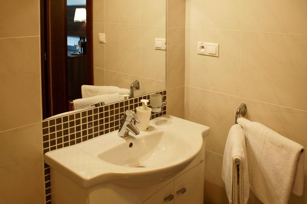 Hotel Barbakan Trnava Zimmer foto